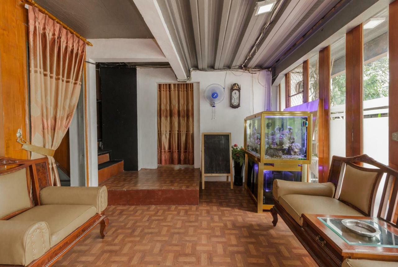 Reddoorz Syariah At Taman Bendungan Asahan Джакарта Экстерьер фото