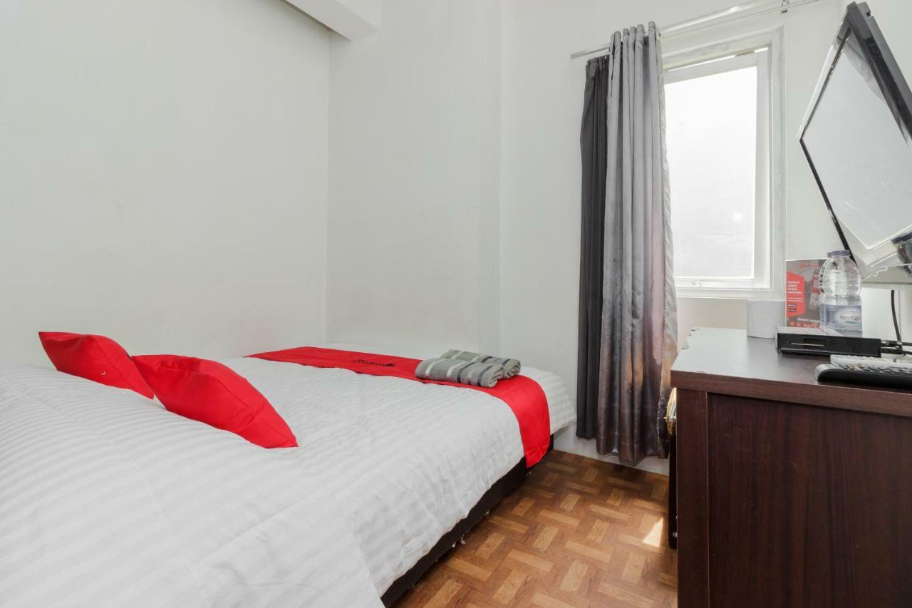 Reddoorz Syariah At Taman Bendungan Asahan Джакарта Экстерьер фото